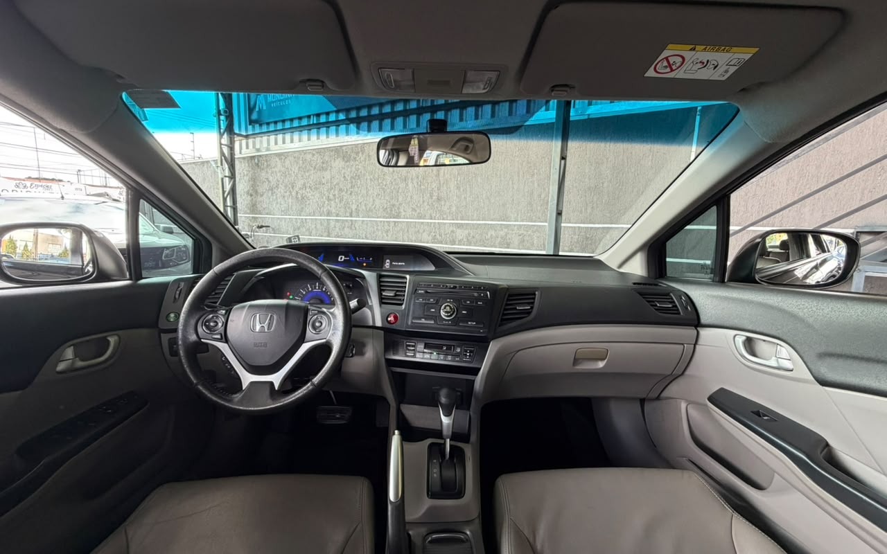 imagem-https://www.socarrao.com.br/sc-vehicle-images-prod/3677082/1788872378237-V2hhdHNBcHAgSW1hZ2UgMjAyNi0wOS0wOCBhdCAwOS40OS41NSAoMikuanBlZw.jpeg