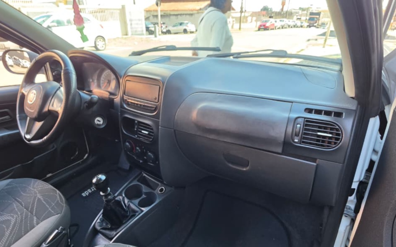 imagem-https://www.socarrao.com.br/sc-vehicle-images-prod/3682773/1788663117997-V2hhdHNBcHAgSW1hZ2UgMjAyNi0wOS0wMiBhdCAxNi4xNS40NyAoMSkuanBlZw.jpeg