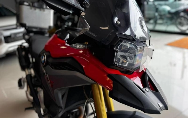 imagem-https://www.socarrao.com.br/sc-vehicle-images-prod/36892/1782417971051-7543082_0_B_094548c487.jpeg