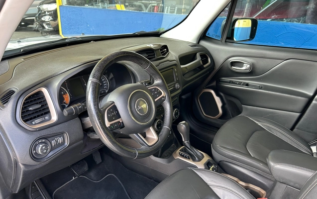 imagem-https://www.socarrao.com.br/sc-vehicle-images-prod/3690127/1788696055741-50ef9513592845a6b476613b48ac98b7_1788693989694.jpg
