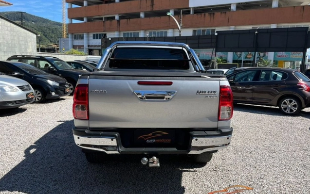 imagem-https://www.socarrao.com.br/sc-vehicle-images-prod/3690194/1788701433871-NS5qcGVn.jpeg
