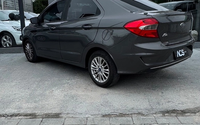 imagem-https://www.socarrao.com.br/sc-vehicle-images-prod/3690259/1788706882975-968627b4a6644a45a0b8efad8788f122_1788706839820.jpg
