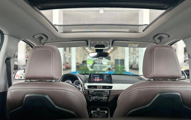 imagem-https://www.socarrao.com.br/sc-vehicle-images-prod/3690358/1789587979443-8450784_13_B_4e679544fe.jpeg