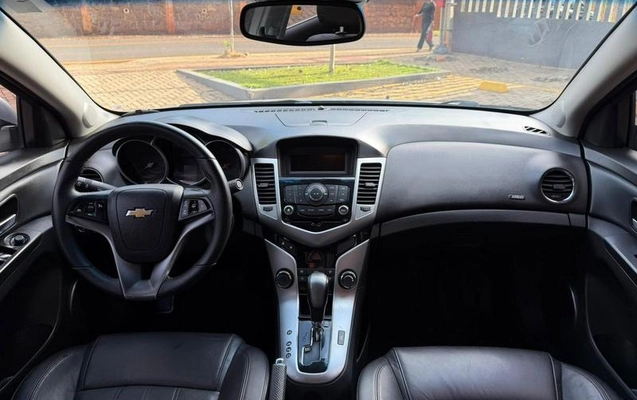imagem-https://www.socarrao.com.br/sc-vehicle-images-prod/3690632/1789345337138-8416579_0_B_e9e20606c6.jpeg