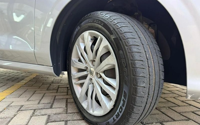 imagem-https://www.socarrao.com.br/sc-vehicle-images-prod/3690633/1789345342265-8436927_1_B_e6dbcff969.jpeg