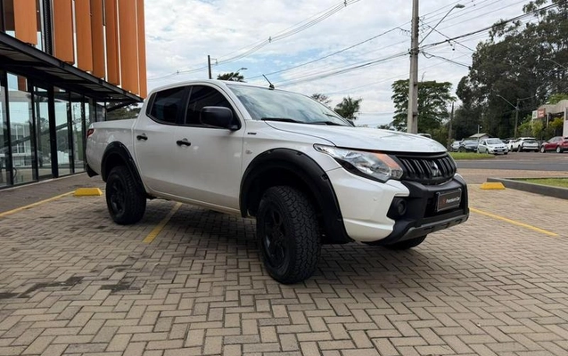 imagem-https://www.socarrao.com.br/sc-vehicle-images-prod/3690634/1789345347434-8454876_1_B_80f7be9a5d.jpeg