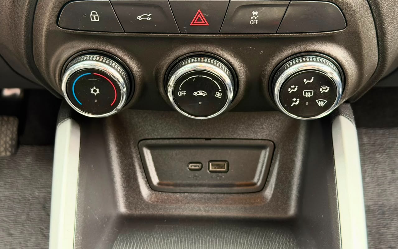 imagem-https://www.socarrao.com.br/sc-vehicle-images-prod/3698108/1788786923336-V2hhdHNBcHAgSW1hZ2UgMjAyNi0wOS0wNSBhdCAxMS41MS40NSAoMSkuanBlZw.jpeg