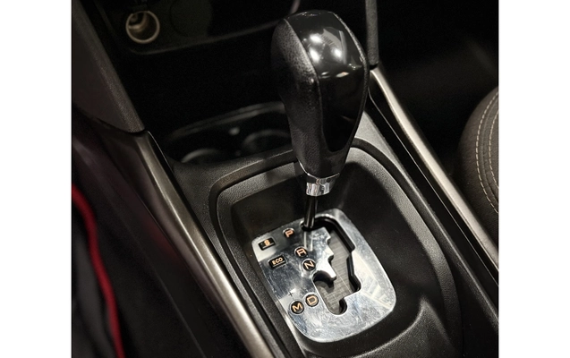 imagem-https://www.socarrao.com.br/sc-vehicle-images-prod/3698112/1788786988864-1_052813.jpg