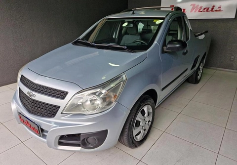 Chevrolet Montana 2012 Prata — foto 1 de 3