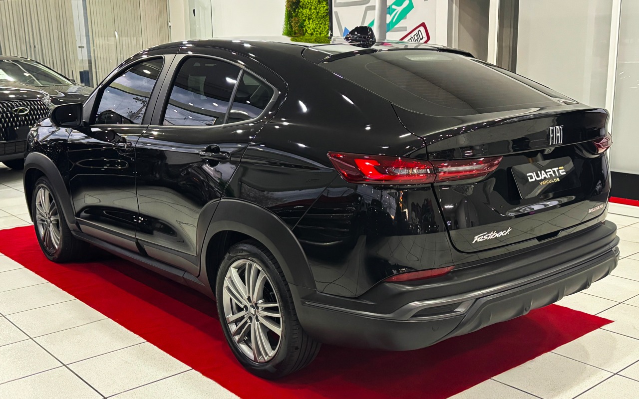 imagem-https://www.socarrao.com.br/sc-vehicle-images-prod/3698127/1788789005443-MDA1LmpwZw.jpg