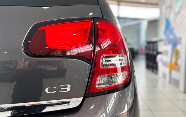 imagem-https://www.socarrao.com.br/sc-vehicle-images-prod/3698171/1788792104462-MDA3LmpwZw.jpg