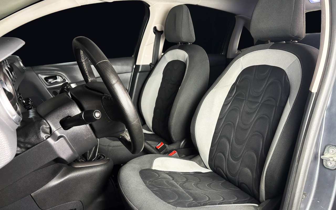 imagem-https://www.socarrao.com.br/sc-vehicle-images-prod/3698171/1788792105061-MDE0LmpwZw.jpg