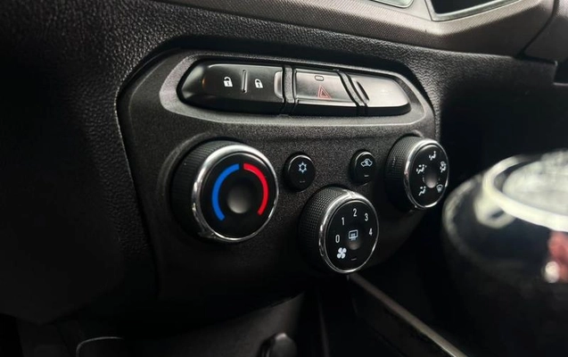 imagem-https://www.socarrao.com.br/sc-vehicle-images-prod/3698240/1789243763229-8454988_10_B_66b80b871e.jpeg