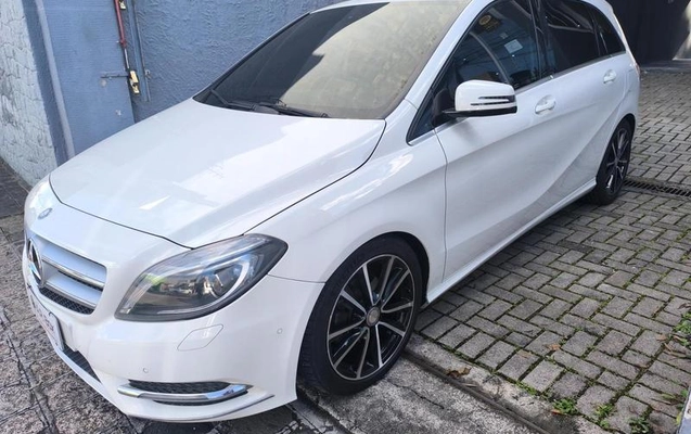 imagem-https://www.socarrao.com.br/sc-vehicle-images-prod/3698290/1789154461247-8454999_1_B_0d8101d40d.jpeg