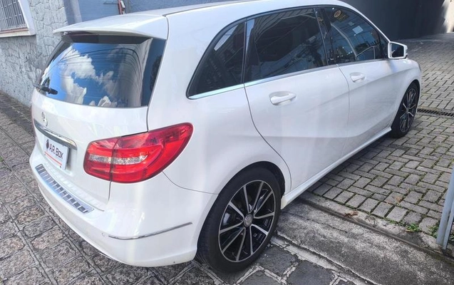 imagem-https://www.socarrao.com.br/sc-vehicle-images-prod/3698290/1789154461260-8454999_3_B_a870b84867.jpeg