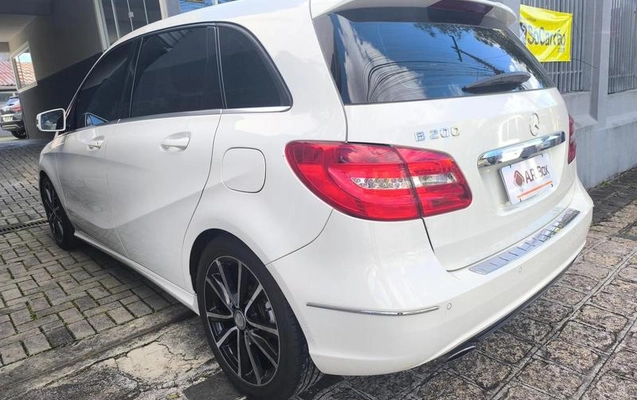 imagem-https://www.socarrao.com.br/sc-vehicle-images-prod/3698290/1789154461286-8454999_11_B_2ef94b0770.jpeg
