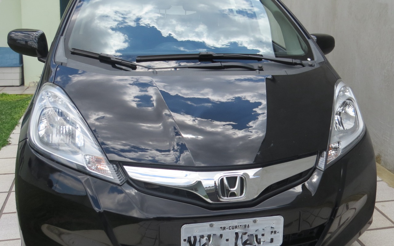 Honda Fit 2014 Preto — foto 1 de 3