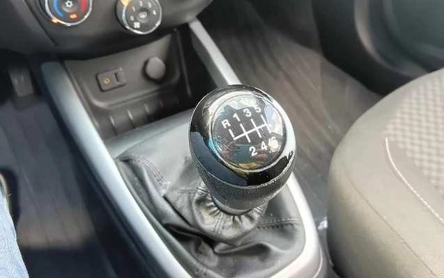 imagem-https://www.socarrao.com.br/sc-vehicle-images-prod/3698347/1789404823279-8455028_0_B_b2e31d5bcf.jpeg