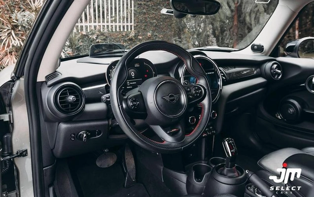 imagem-https://www.socarrao.com.br/sc-vehicle-images-prod/3698358/1789502715541-8371216_8_B_3d8efe682e.jpeg