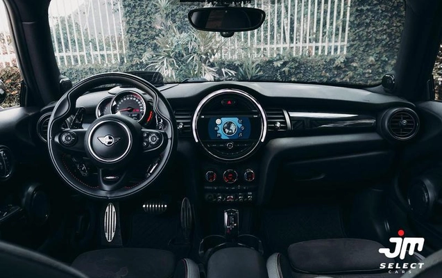 imagem-https://www.socarrao.com.br/sc-vehicle-images-prod/3698359/1789502743187-8369004_5_B_24c63cdcb1.jpeg