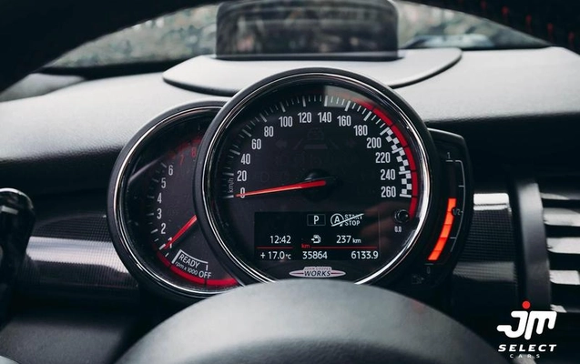 imagem-https://www.socarrao.com.br/sc-vehicle-images-prod/3698359/1789502743188-8369004_0_B_538f529cc0.jpeg