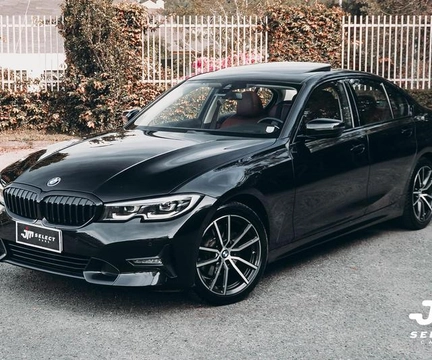 BMW 320i 2022 Preto — foto 1 de 3