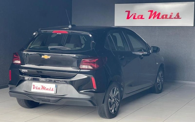 imagem-https://www.socarrao.com.br/sc-vehicle-images-prod/3698385/1790006040630-8450241_11_B_7e225508a7.jpeg