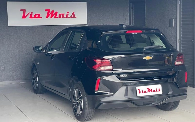 imagem-https://www.socarrao.com.br/sc-vehicle-images-prod/3698385/1790006040634-8450241_8_B_4fe516e83c.jpeg