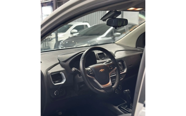 imagem-https://www.socarrao.com.br/sc-vehicle-images-prod/3698408/1788808674312-1_041716.jpg