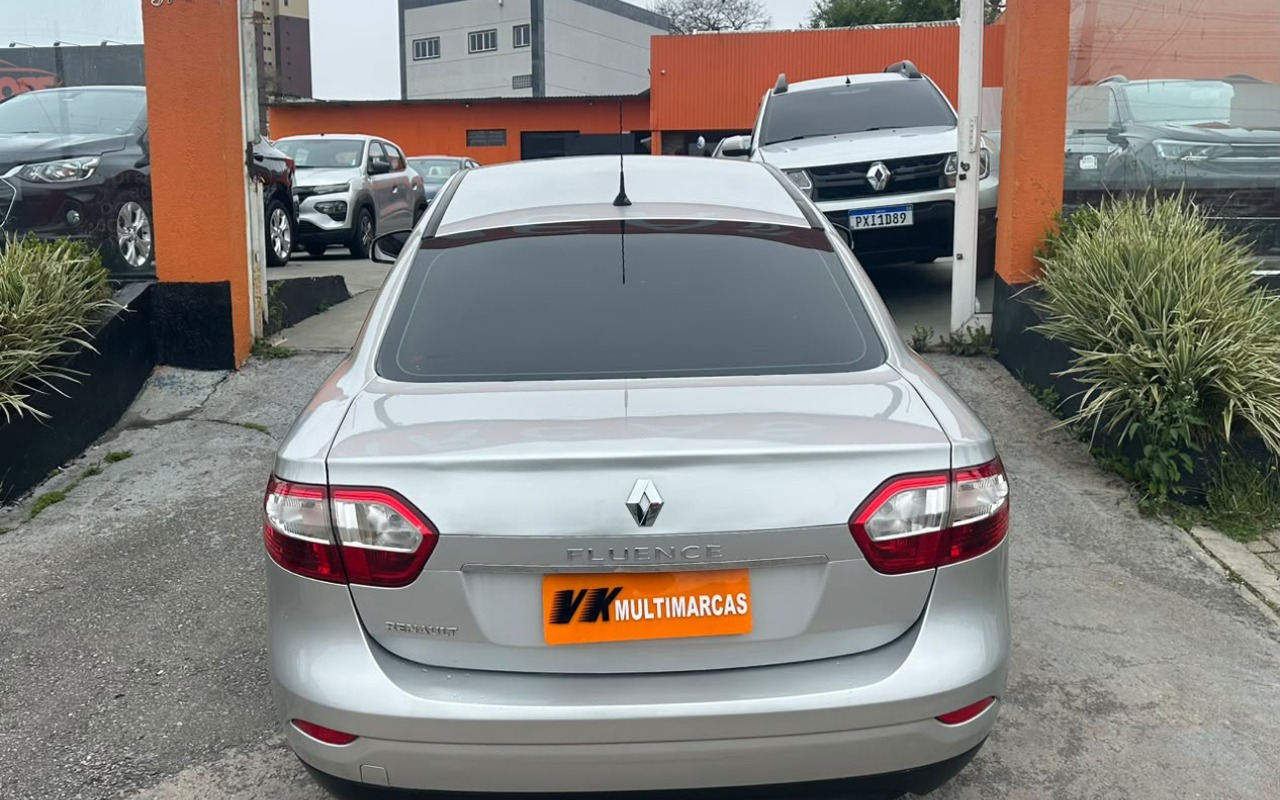 imagem-https://www.socarrao.com.br/sc-vehicle-images-prod/3698411/1788809161225-V2hhdHNBcHAgSW1hZ2UgMjAyNi0wOS0wNyBhdCAxMS41Ny4zMC5qcGVn.jpeg