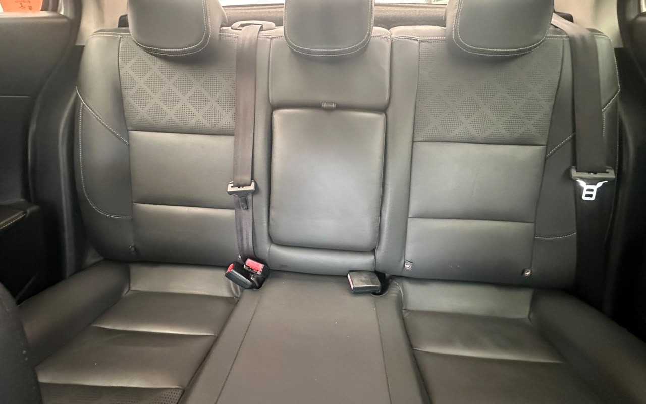 imagem-https://www.socarrao.com.br/sc-vehicle-images-prod/3698411/1788809162048-V2hhdHNBcHAgSW1hZ2UgMjAyNi0wOS0wNyBhdCAxMS41Ny4yOSAoMSkuanBlZw.jpeg