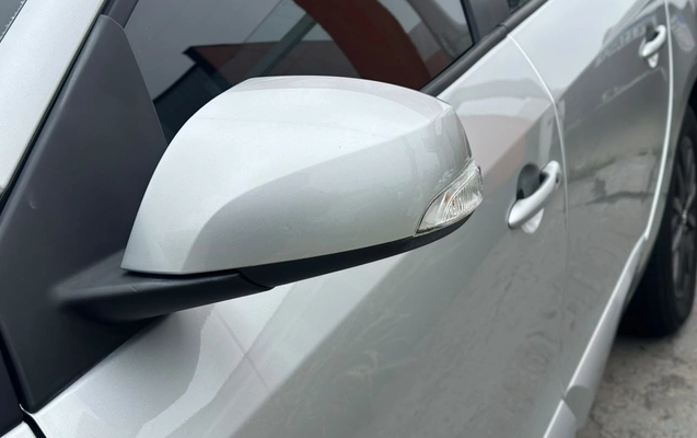 imagem-https://www.socarrao.com.br/sc-vehicle-images-prod/3698411/1788809162119-V2hhdHNBcHAgSW1hZ2UgMjAyNi0wOS0wNyBhdCAxMS41Ny4yNyAoMSkuanBlZw.jpeg