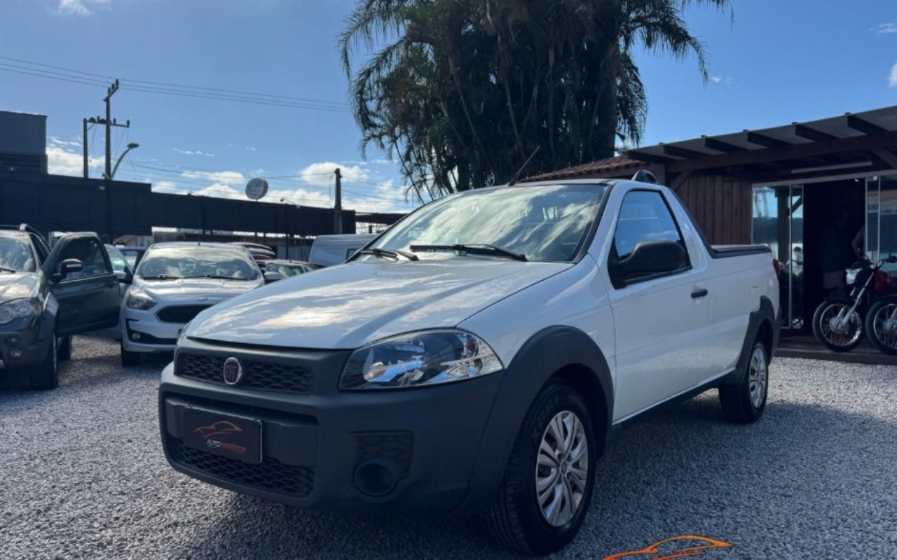 Fiat Strada 2015 Branco — foto 1 de 3