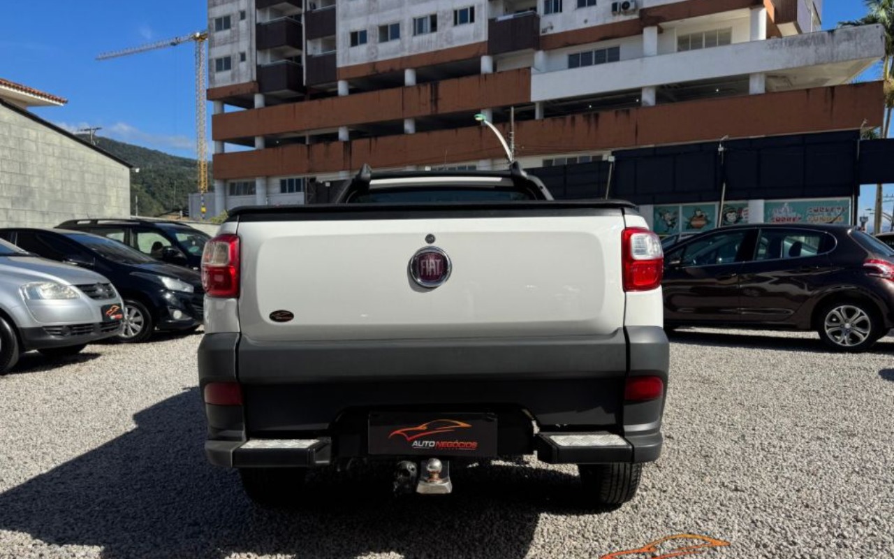 imagem-https://www.socarrao.com.br/sc-vehicle-images-prod/3698467/1788818744342-NS5qcGVn.jpeg