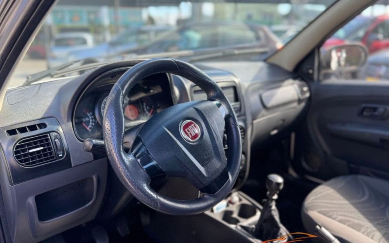 imagem-https://www.socarrao.com.br/sc-vehicle-images-prod/3698467/1788818744727-OS5qcGVn.jpeg