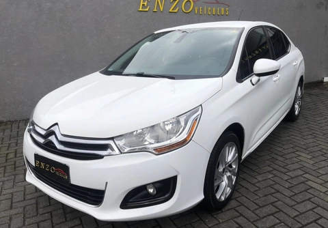 Citroën C4 Lounge 2015 Branco — foto 1 de 3