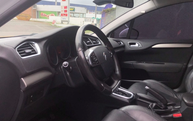 imagem-https://www.socarrao.com.br/sc-vehicle-images-prod/3698546/1788826270687-vehicle_image_1788826181_bd287a1a96b657016fee1eabc4fc15ab.jpeg