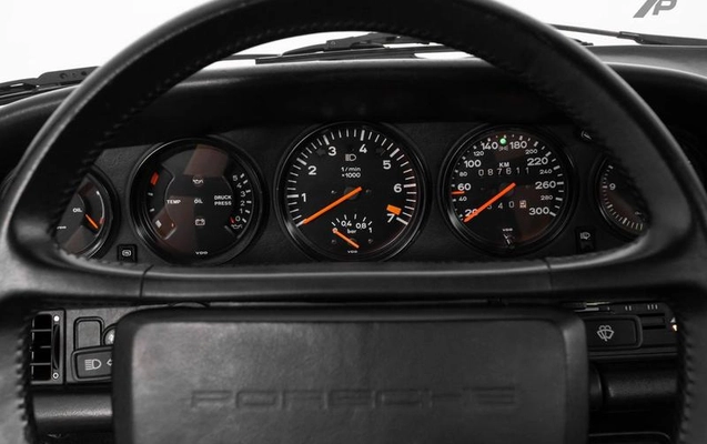 imagem-https://www.socarrao.com.br/sc-vehicle-images-prod/37011/1788526889603-7721840_23_B_cc5fb12d67.jpeg