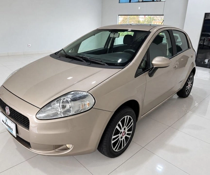 Fiat Punto 2012 Bege — foto 1 de 3