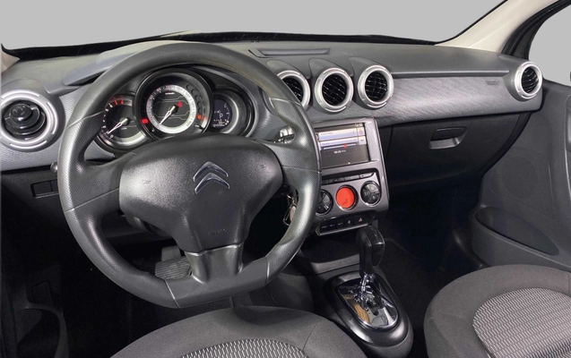 imagem-https://www.socarrao.com.br/sc-vehicle-images-prod/3706070/1788869053956-003_6bba8d73c4e8fe4fa438e14c75db30be.jpg
