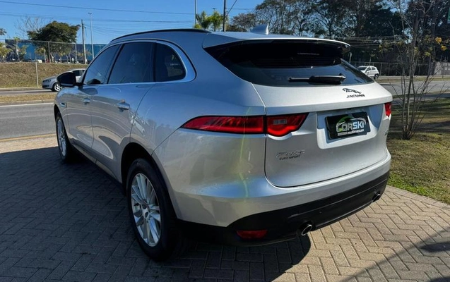 imagem-https://www.socarrao.com.br/sc-vehicle-images-prod/37062/1789070750221-7165542_23_B_19b3470845.jpeg