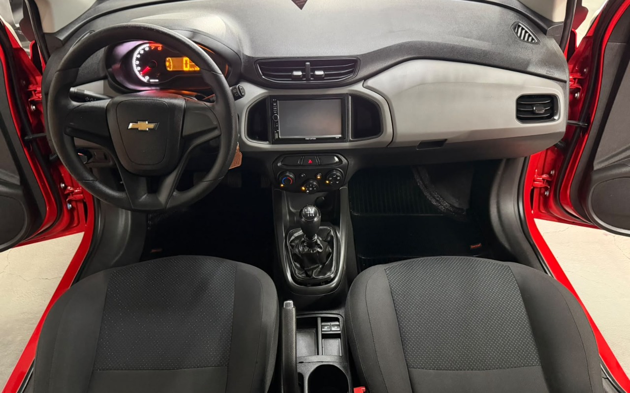 imagem-https://www.socarrao.com.br/sc-vehicle-images-prod/3706351/1788870998530-V2hhdHNBcHAgSW1hZ2UgMjAyNi0wOS0wOCBhdCAwOS4zMS41NyAoMSkuanBlZw.jpeg