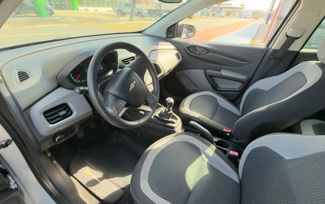 imagem-https://www.socarrao.com.br/sc-vehicle-images-prod/3706530/1788871581252-0FUE3n1ORHx0gxnhTzqirjrm5519mlGu.jpg
