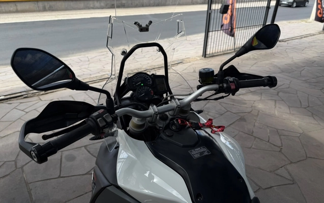 imagem-https://www.socarrao.com.br/sc-vehicle-images-prod/3706595/1788871763392-V2hhdHNBcHAgSW1hZ2UgMjAyNi0wOS0wOCBhdCAwOS40MS4wOSAoMikuanBlZw.jpeg