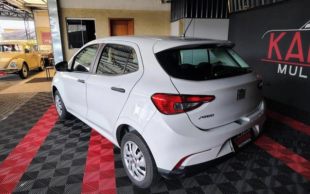 imagem-https://www.socarrao.com.br/sc-vehicle-images-prod/3706929/1789136807169-8220292_4_B_7dab0d6a76.jpeg