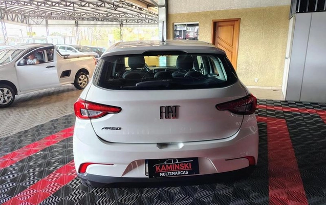 imagem-https://www.socarrao.com.br/sc-vehicle-images-prod/3706929/1789136807171-8220292_5_B_e3d6dadf6c.jpeg
