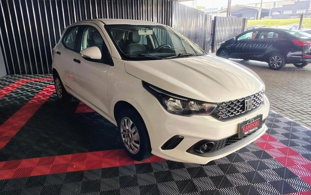 imagem-https://www.socarrao.com.br/sc-vehicle-images-prod/3706929/1789136807178-8220292_9_B_708272cae7.jpeg