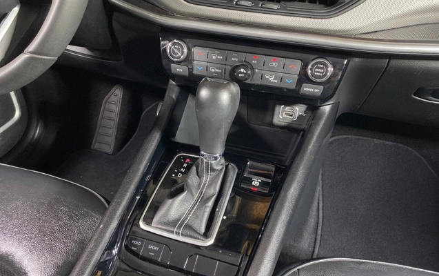 imagem-https://www.socarrao.com.br/sc-vehicle-images-prod/3707085/1788872851492-003_aa073e288fdc1d16aa90fef9803abcf6.jpg