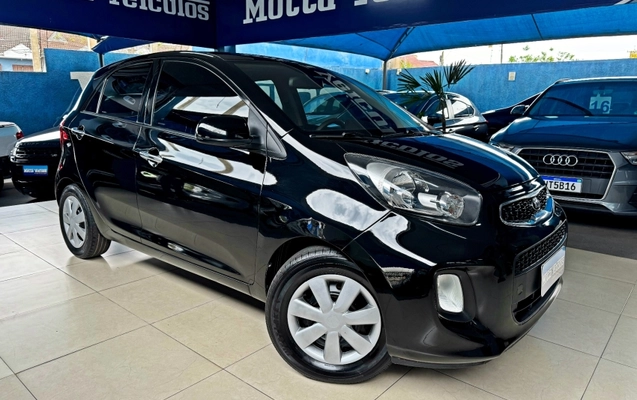 imagem-https://www.socarrao.com.br/sc-vehicle-images-prod/3707092/1788872866369-BKbnyuXvA2U67CVmZXoHeQyFQP6JXq8tvICb.jpg