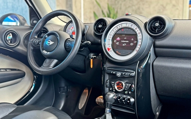 imagem-https://www.socarrao.com.br/sc-vehicle-images-prod/3707094/1788872870049-33YUUr4vNsHxlw613HH2SK0MOql3eXu9.jpg